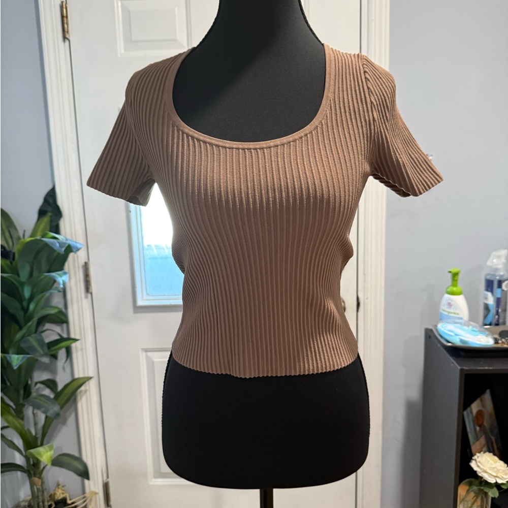 Madewell Ribbed Short Sleeve Top in Tan